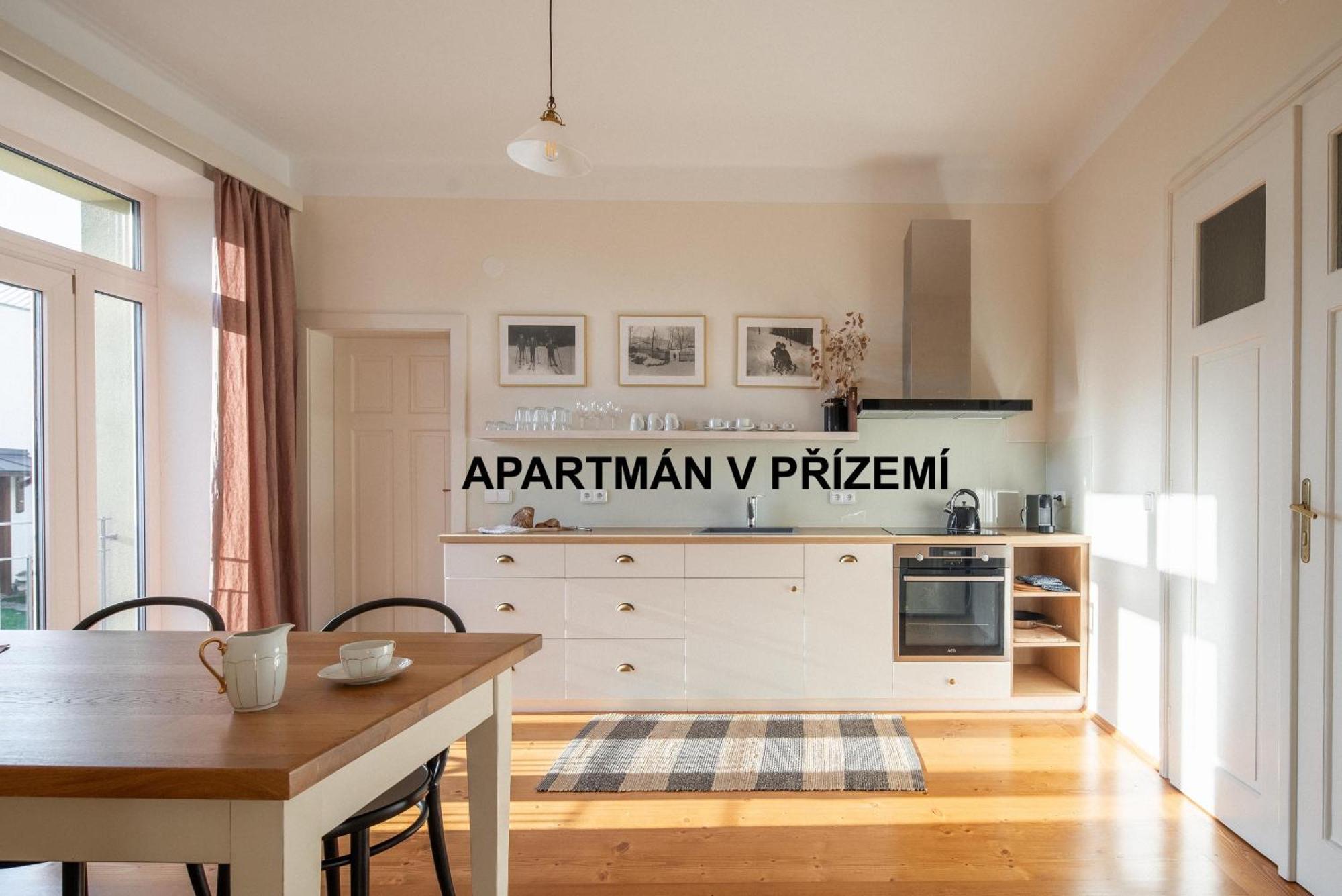 Vila Nmnm Nove Mesto na Morave Szoba fotó